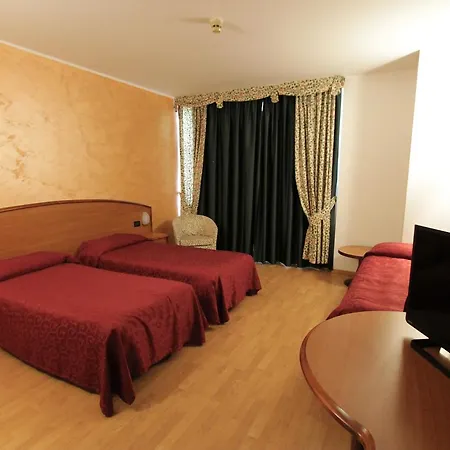 Europa Hotel 3*