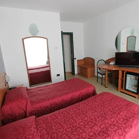 Hotel Europa 3*